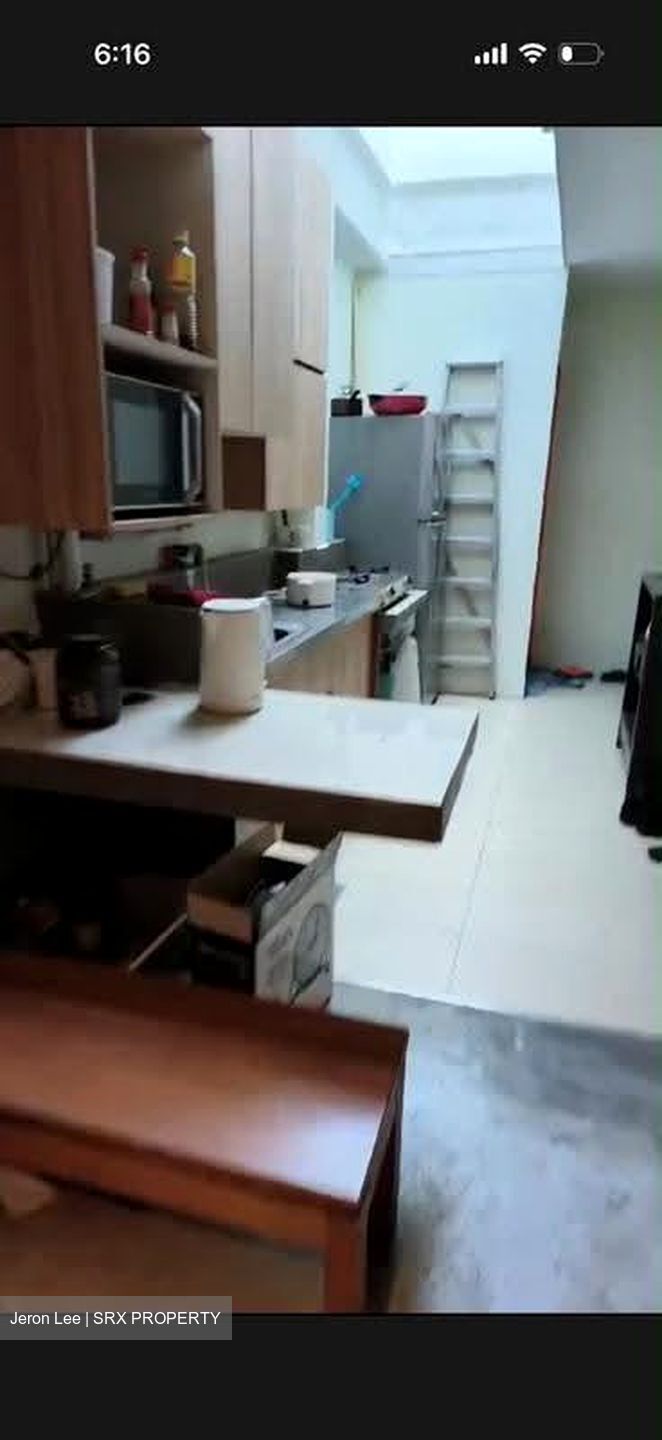 Changi Road (D14), Shop House #626047011